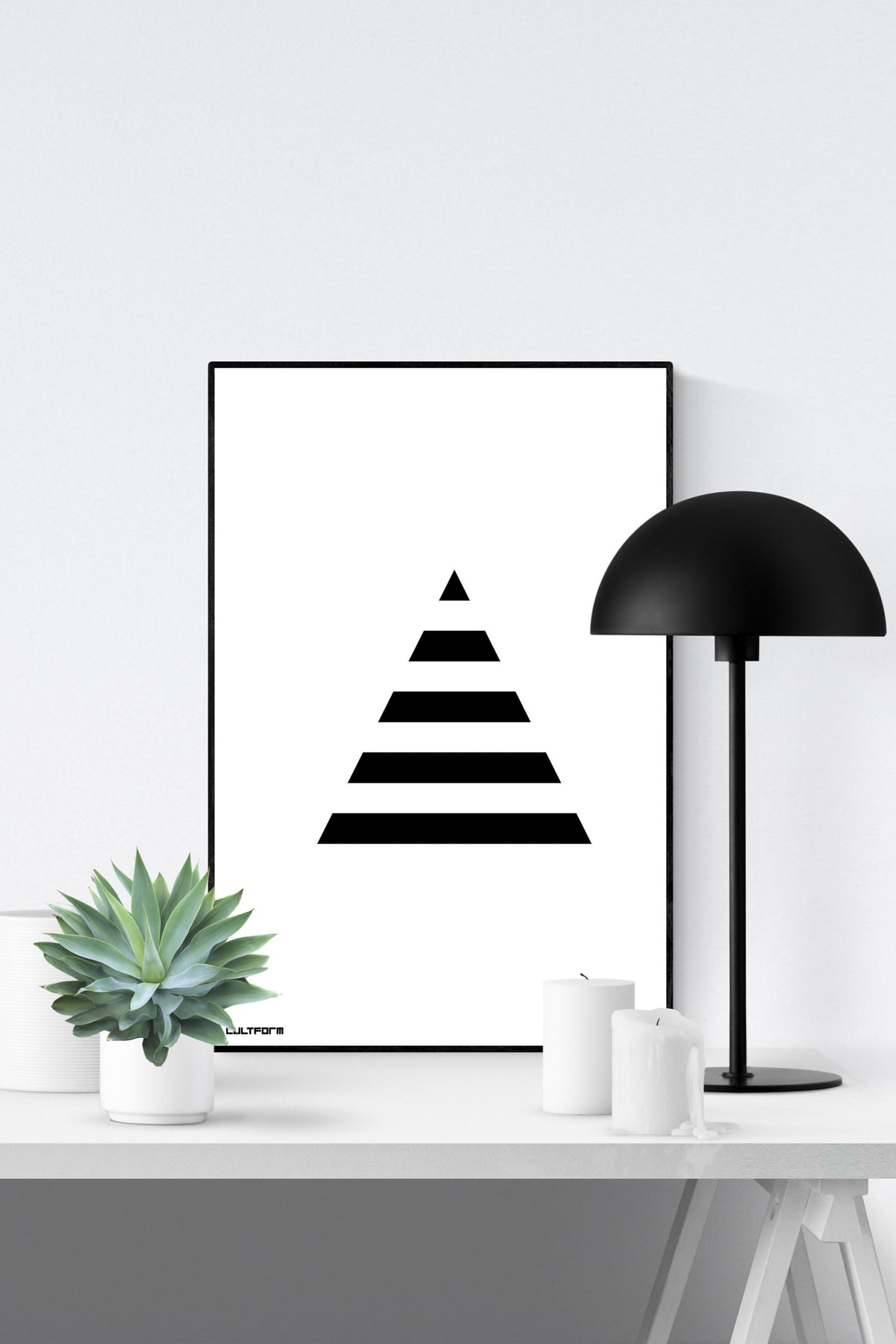 Weihnachtsgrafik Tanne Streifen schwarz A4 Download