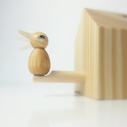 House with bird - Birdhouse M
